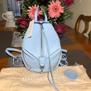 🇮🇹 Rebecca Minkoff Conv.  Mini Julian Backpack